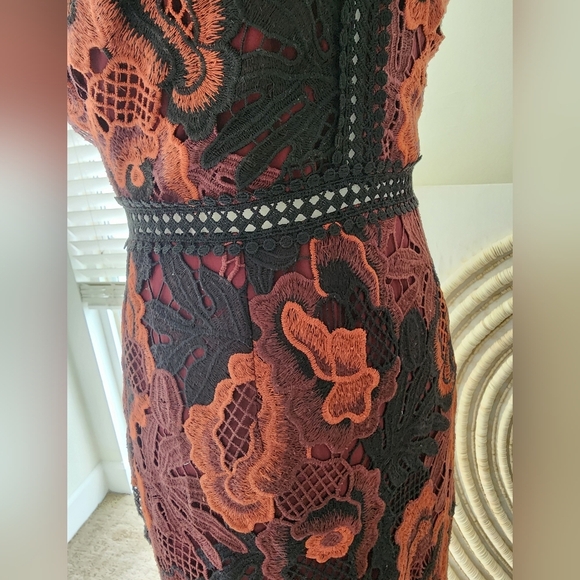 Neiman Marcus Lace Dress Sz. Baddie Style - Picture 5 of 7